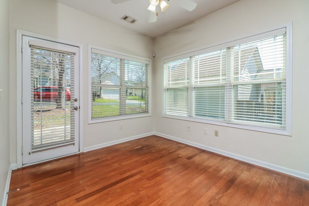 92 Majestic Dr - Photo 7 of 16