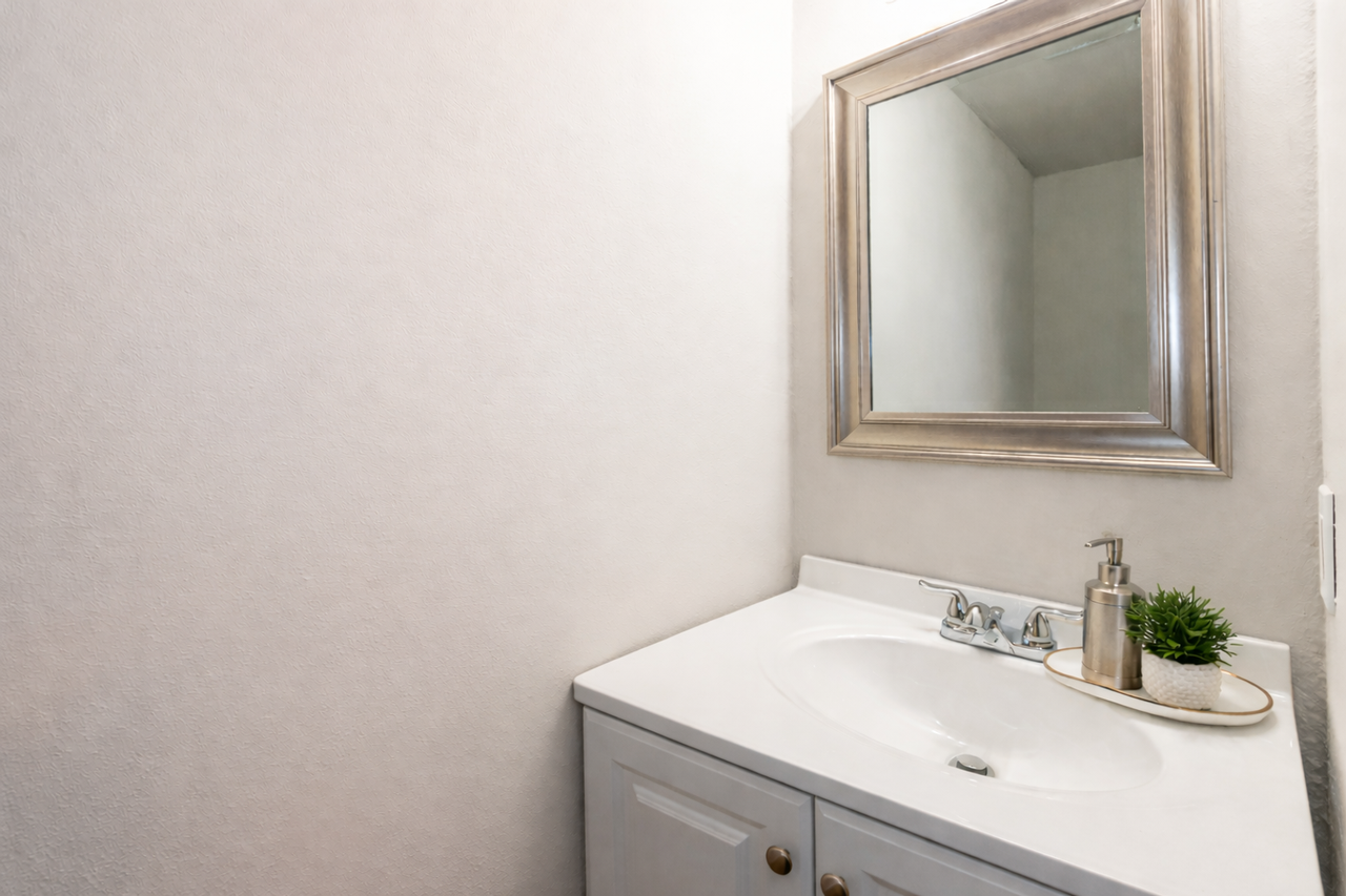 Legacy @23rd - Photo 5 of 30