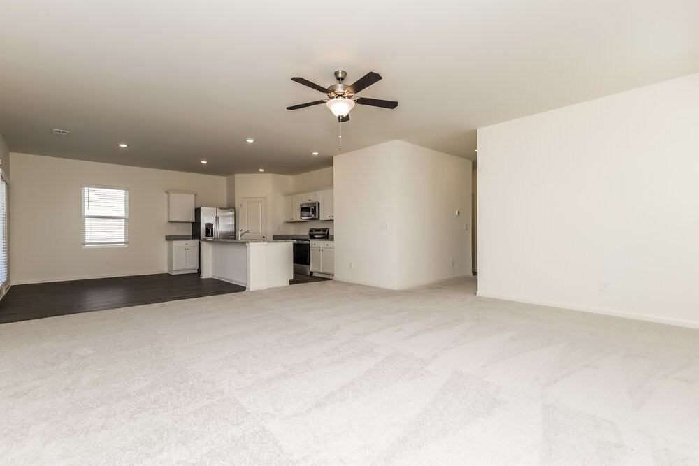 7009 Rochford Dr - Photo 4 of 17