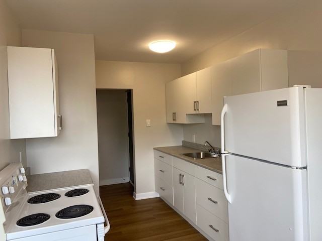 1236 Clarence Street #16 - Photo 2 of 8