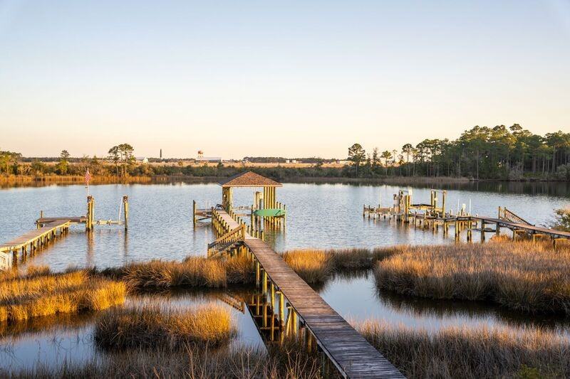 2572 Gulf Breeze Ave - Photo 5 of 27