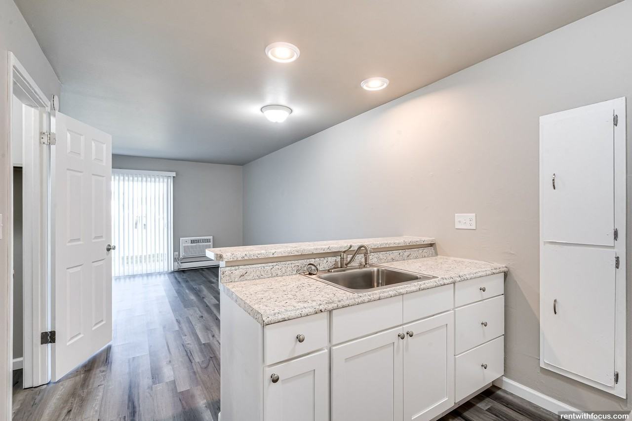 Fox Ridge - Photo 2 of 19