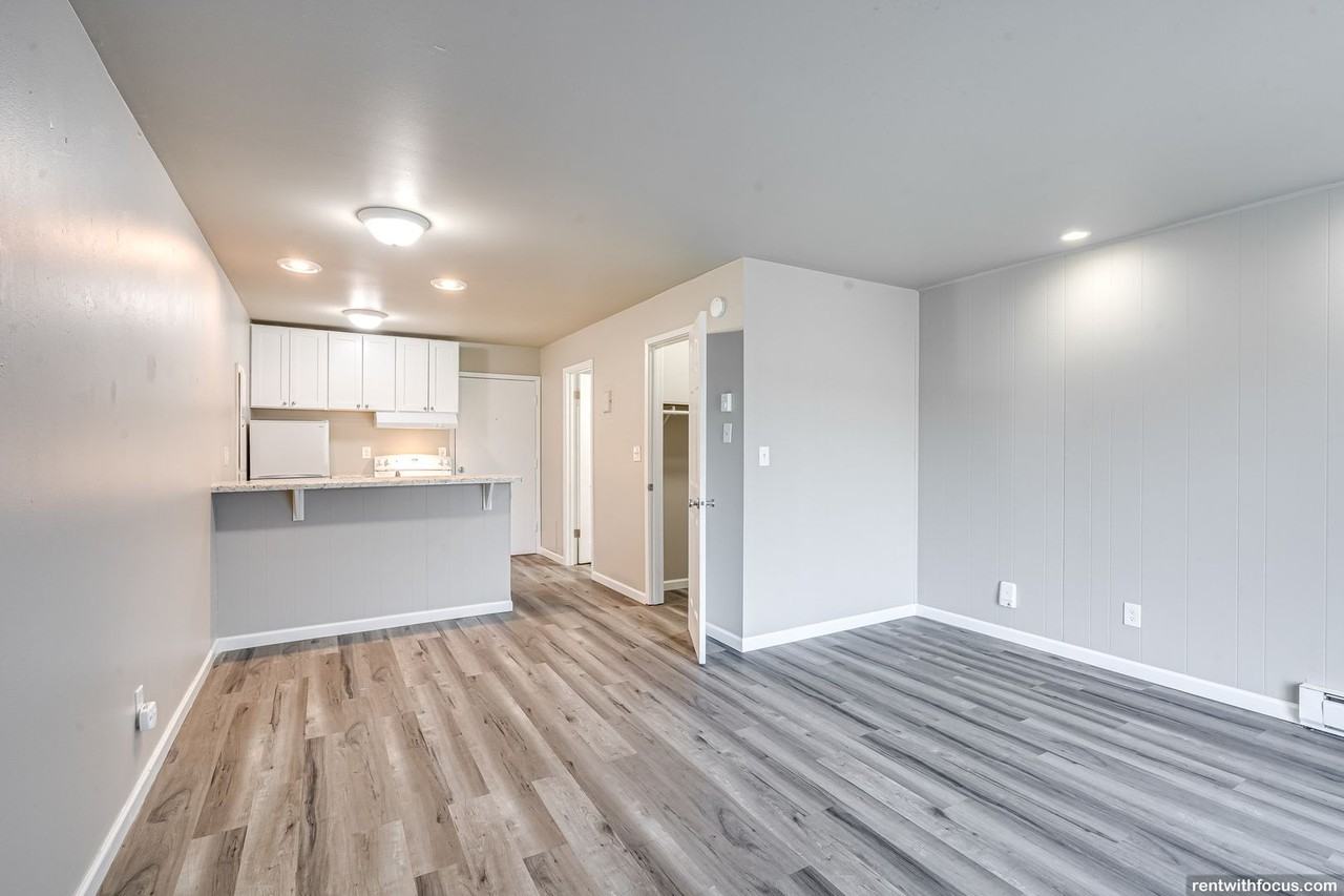 Fox Ridge - Photo 5 of 19