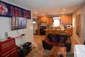 featured image of 34 Long Ave