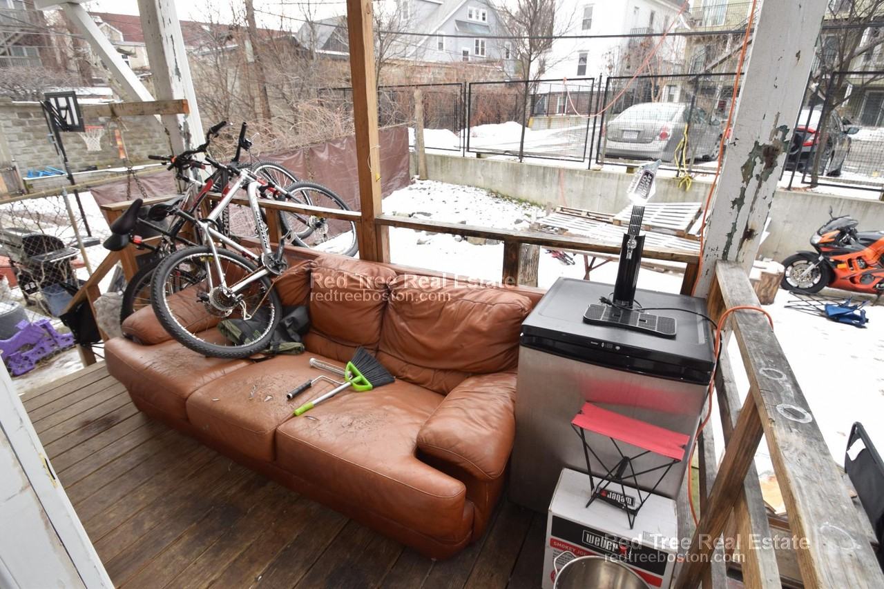 34 Long Ave - Photo 4 of 12