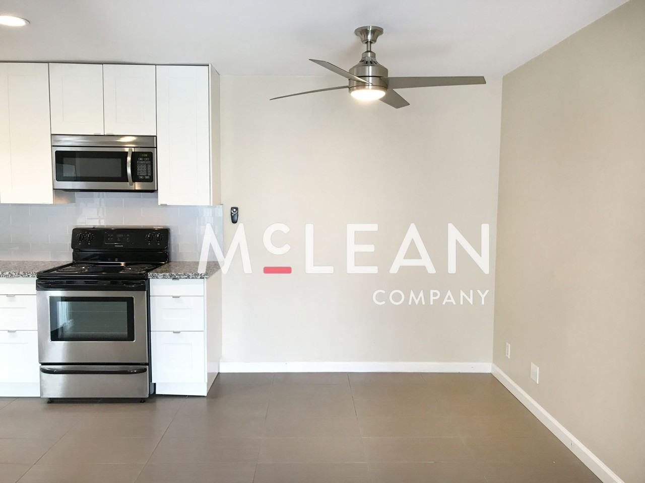 Palm Springs 2 Bedroom Apartments with Pool, Private Patios, Central AC, and Easy Parking - Photo 2 of 12