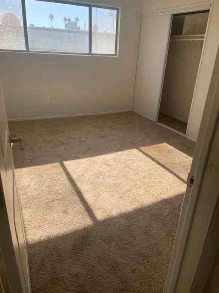 314 ST. ANDREWS - Photo 3 of 10