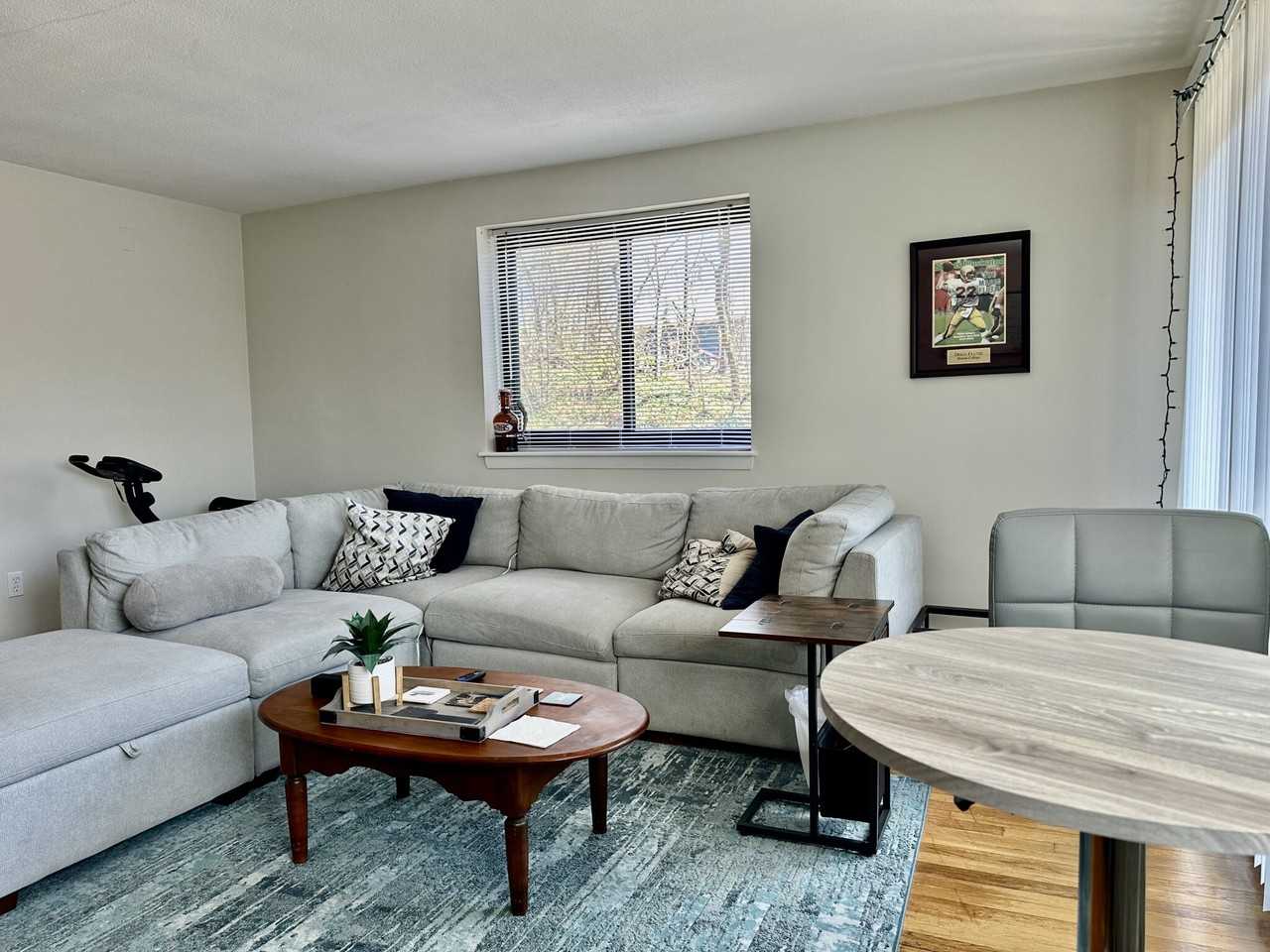 85 Sutherland Rd #25 - Photo 6 of 9