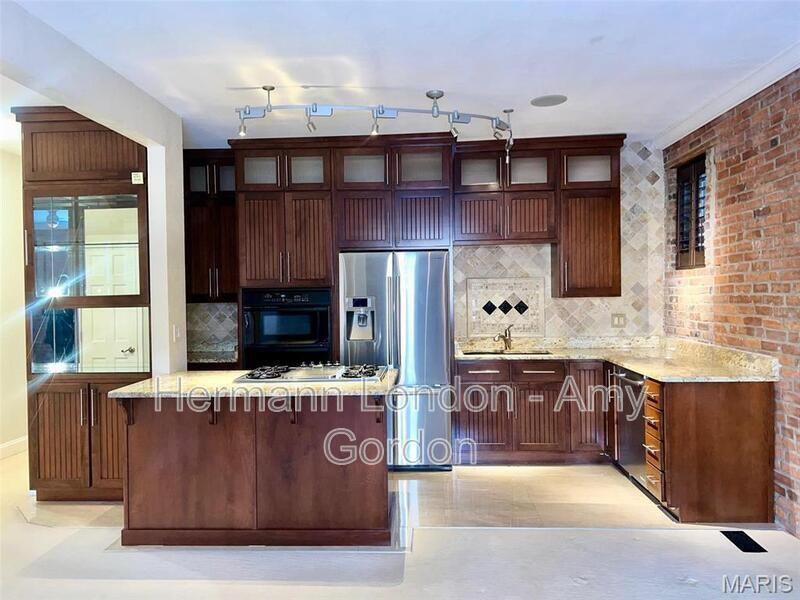 4738 Olive St #A - Photo 2 of 22