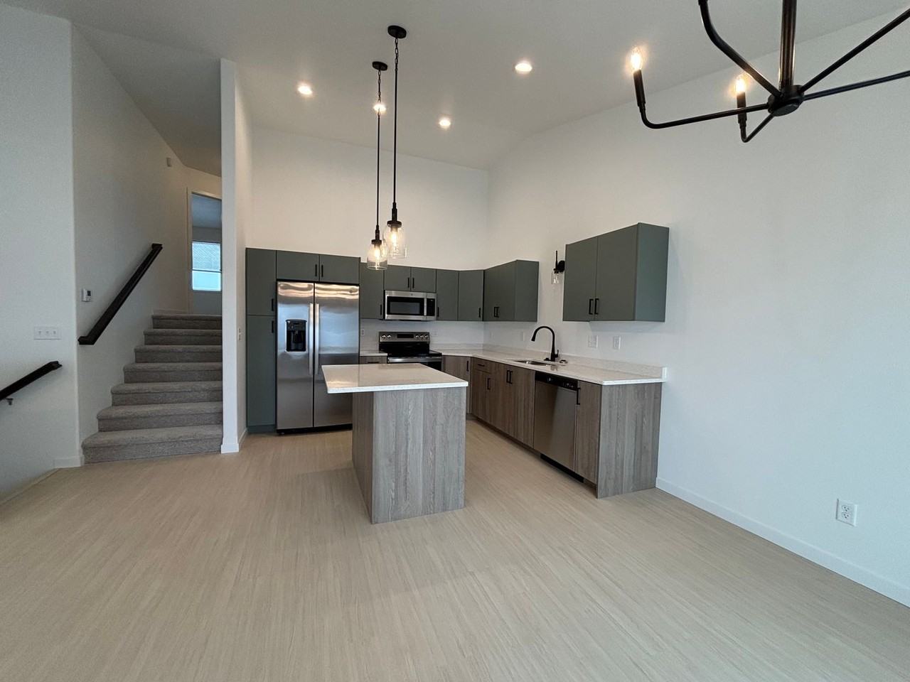 7283 30th St S - Photo 2 of 17