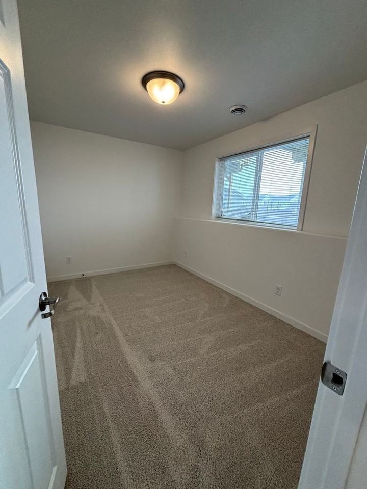 7287 30th St S - Photo 7 of 13