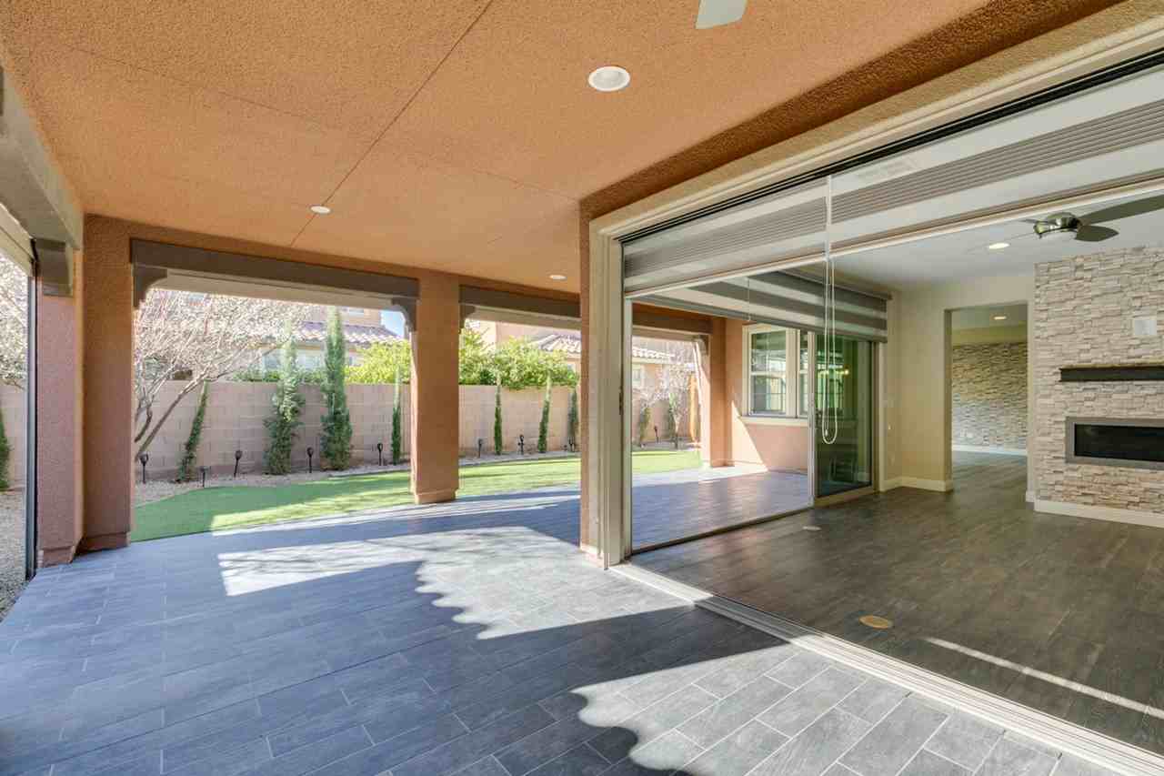 2497 Birch Hollow St - Photo 2 of 50