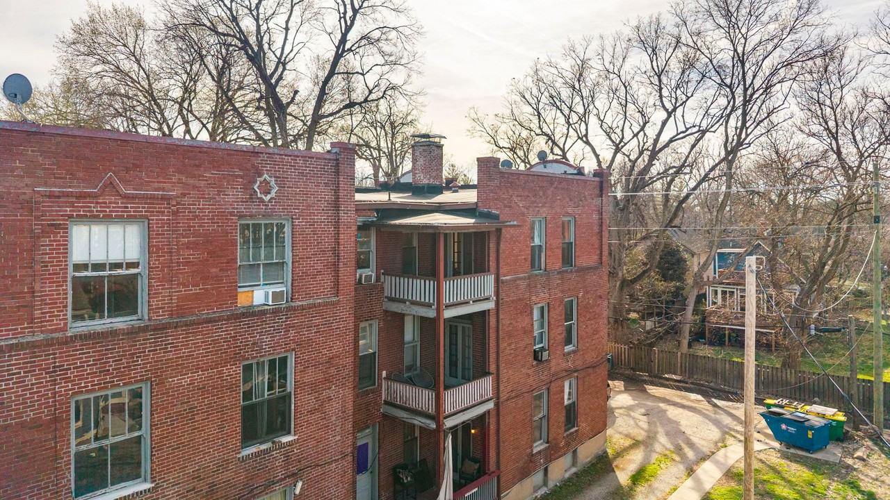 Woodruff Place - Photo 5 of 6