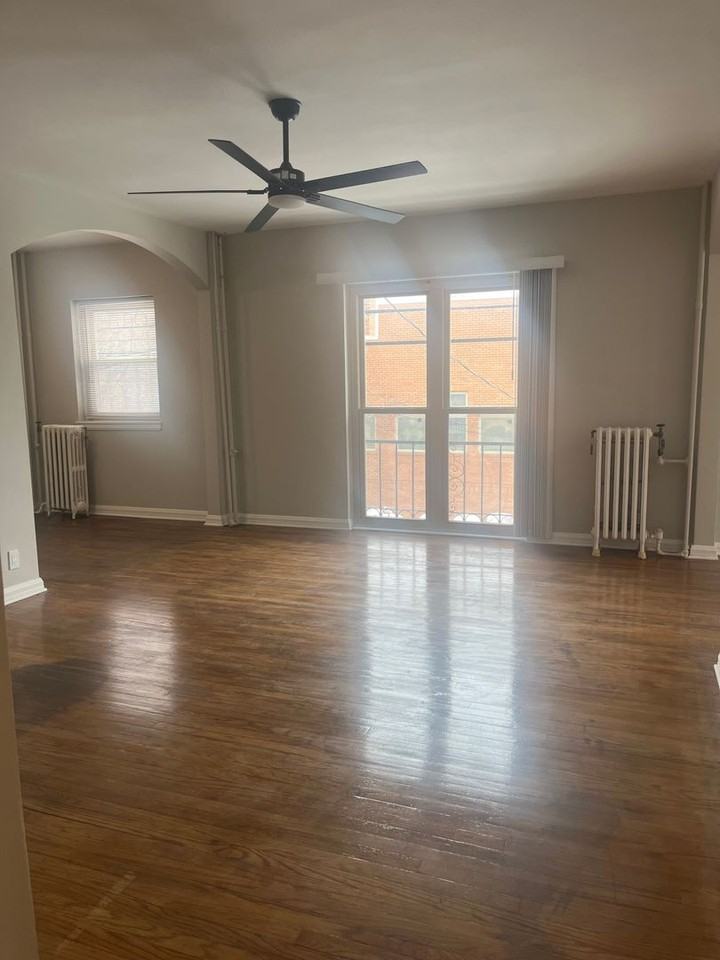 Flats at West End - Photo 5 of 29