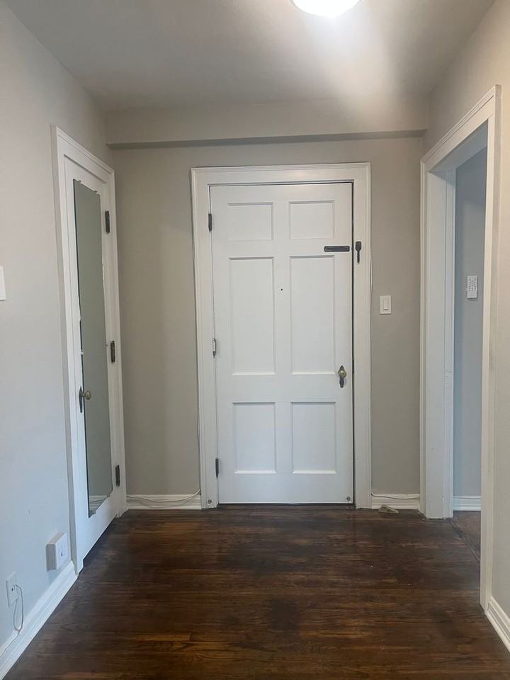 Flats at West End - Photo 6 of 29