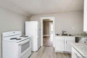 featured image of 702 S Commercial St