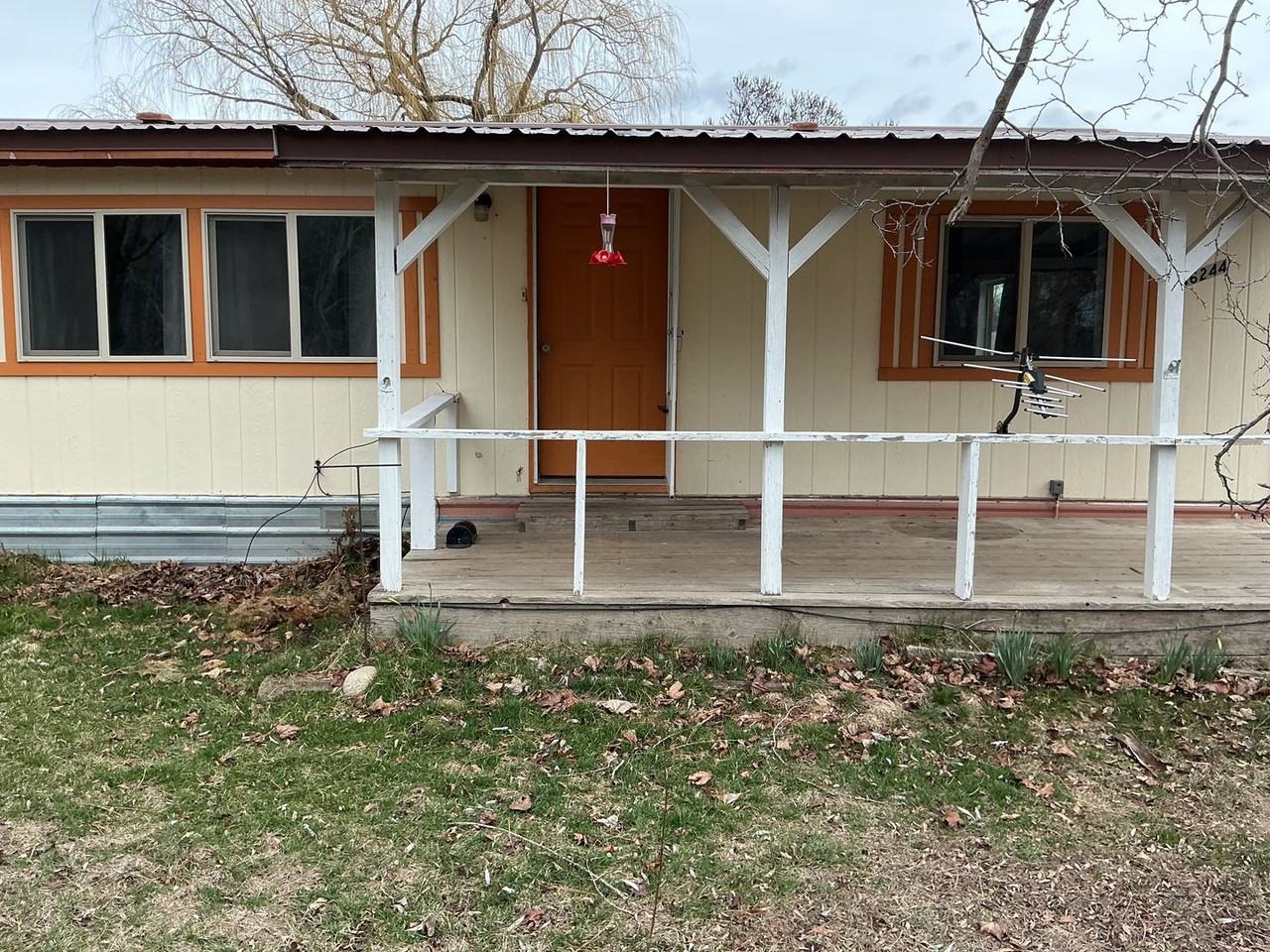 46244 Rock Creek Town Rd - Photo 2 of 50