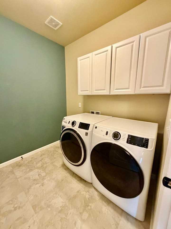 763 Settlers Dr - Photo 7 of 25