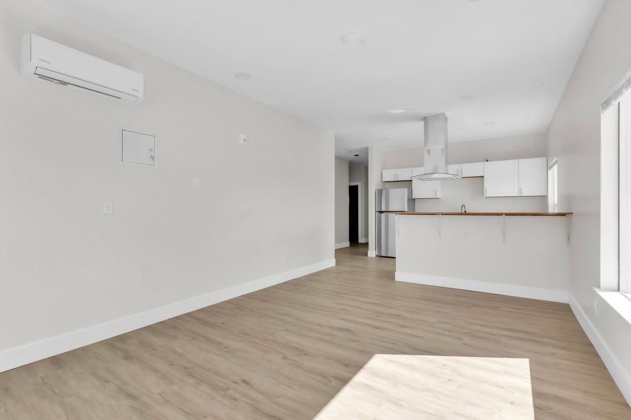 3000 T St #204 - Photo 6 of 14