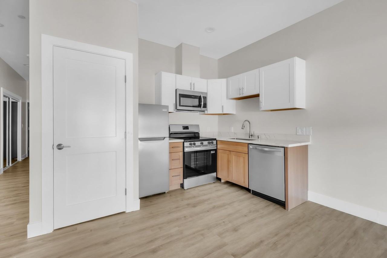 3000 T St #102 - Photo 3 of 11