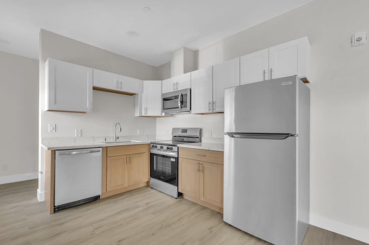 3000 T St #200 - Photo 2 of 11