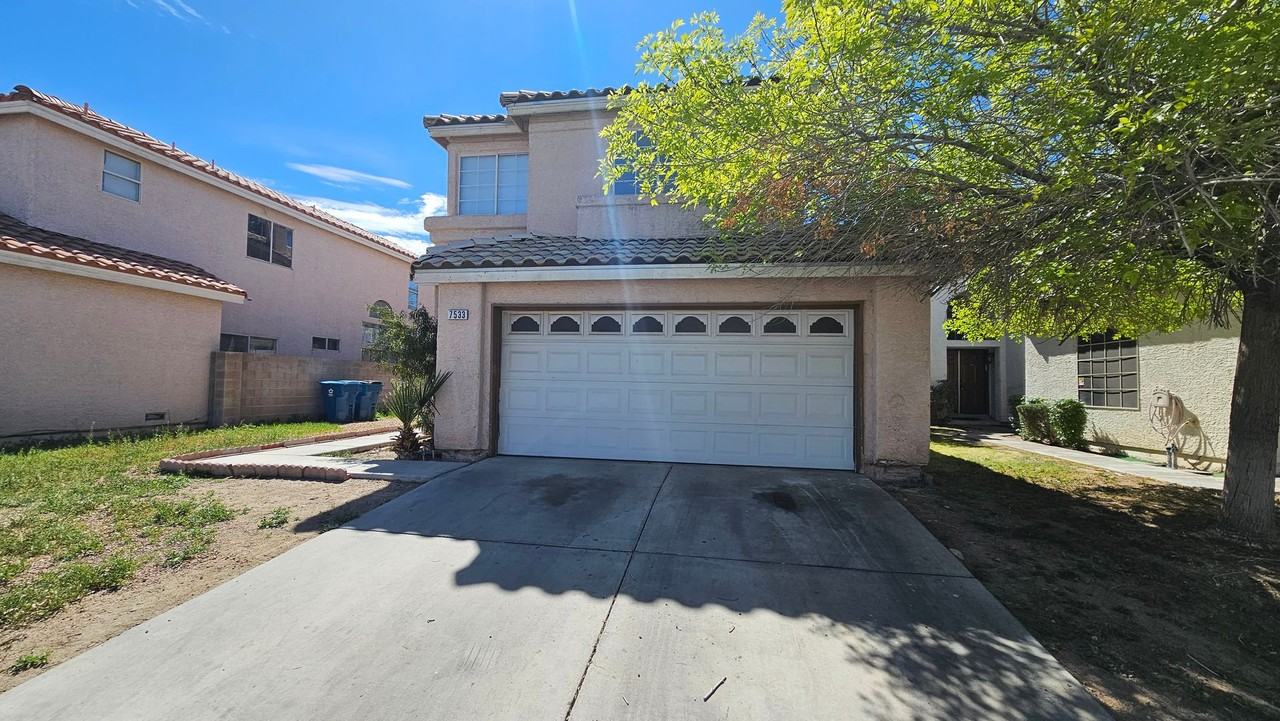 7533 Lorinda Ave - Photo 2 of 19