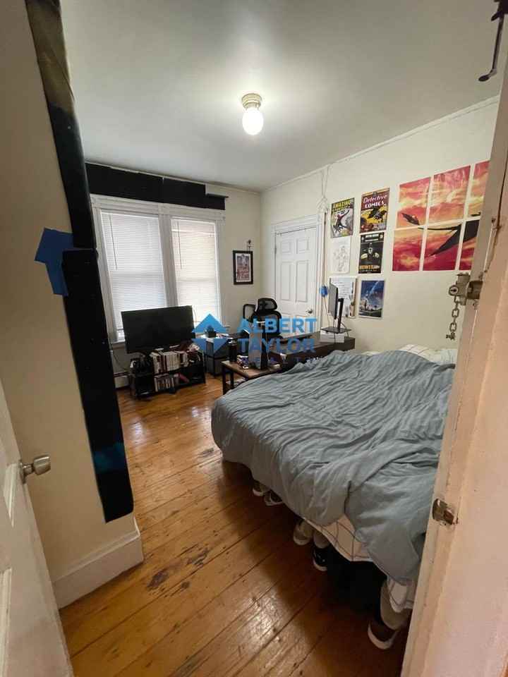 133 Saint Alphonsus St #3 - Photo 2 of 13