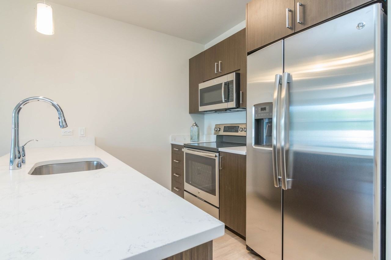 WoodWorks - Photo 6 of 11