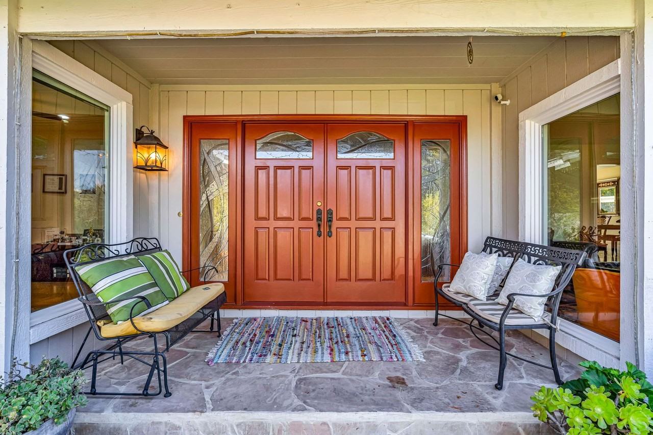 277 Hidalgo Ct - Photo 3 of 47