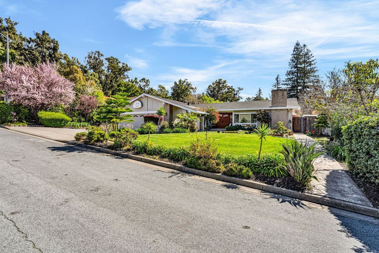 277 Hidalgo Ct - Photo 6 of 47