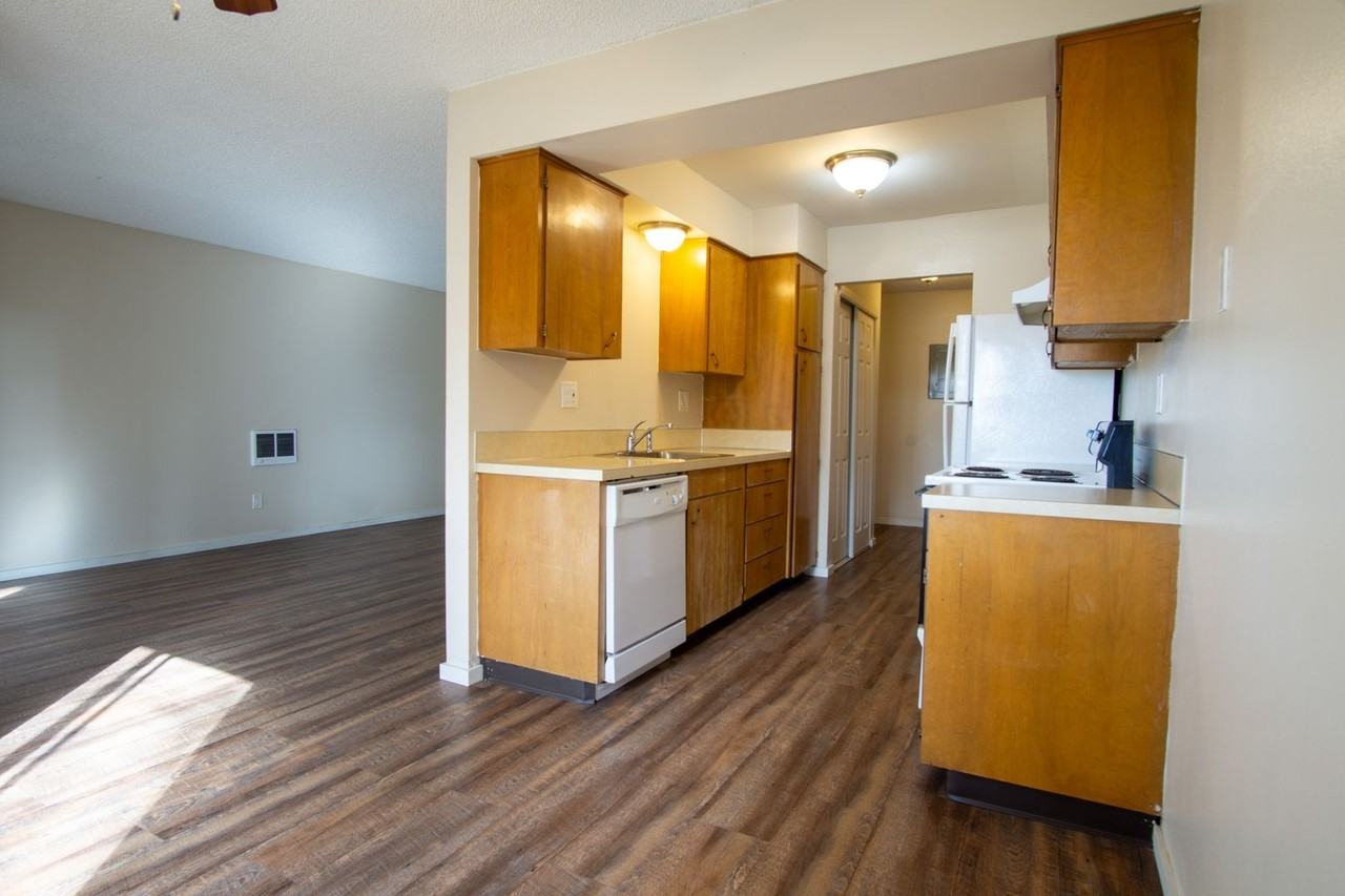 1075 Nw 123rd Ave #11 - Photo 7 of 17