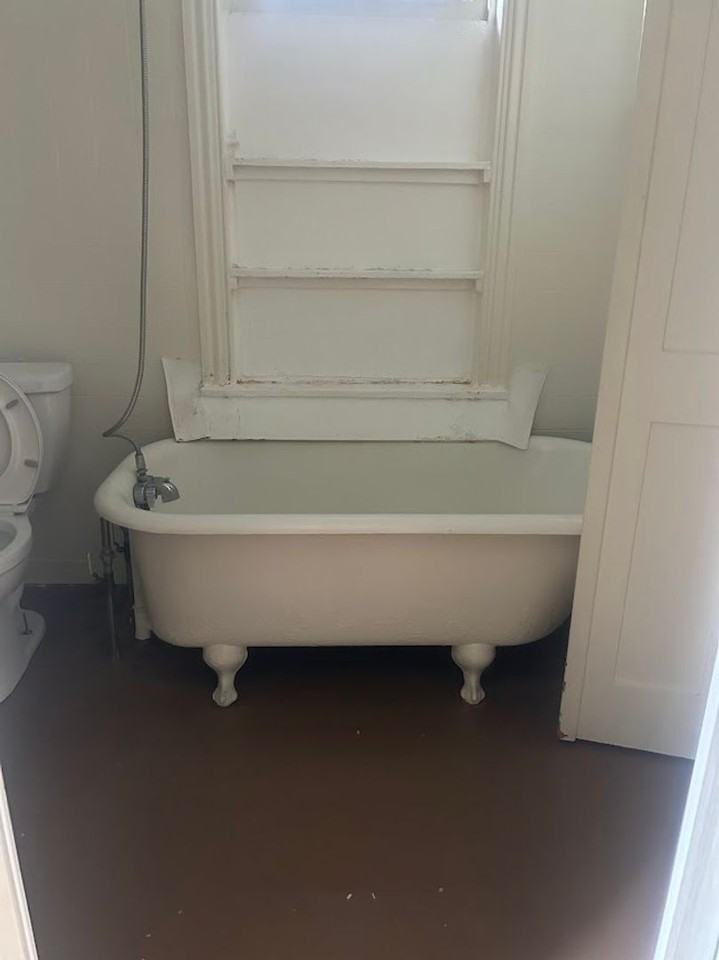 1830 Perkiomen Ave - Photo 5 of 13