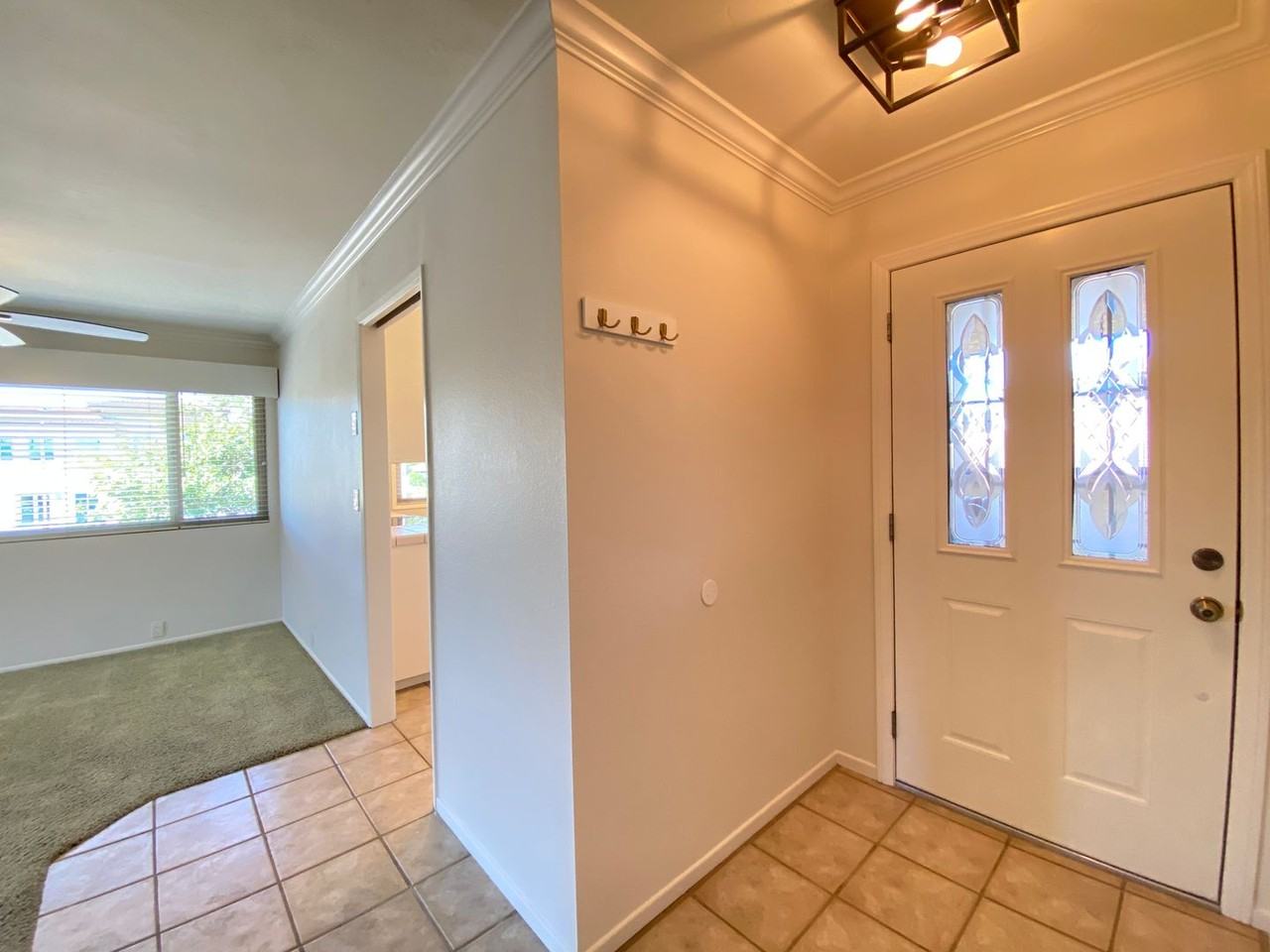 1029 Martina Ct - Photo 5 of 36