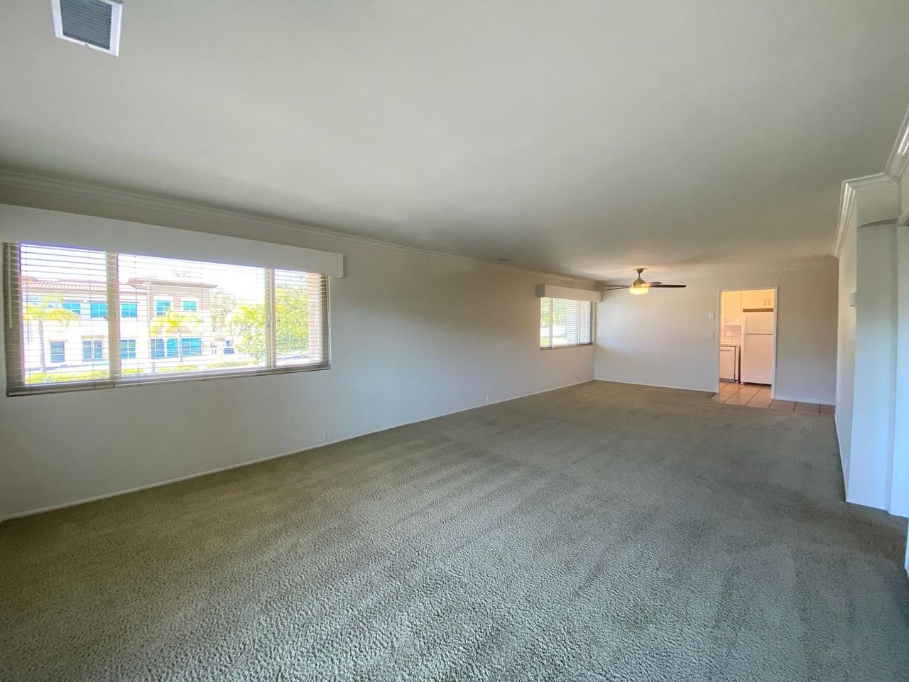 1029 Martina Ct - Photo 7 of 36