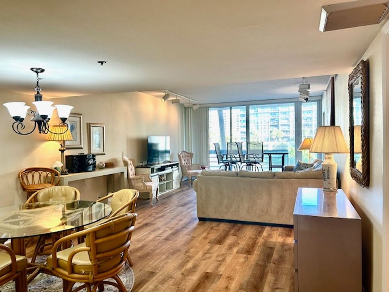 1095 Gulf Of Mexico Dr #104 - Photo 3 of 37