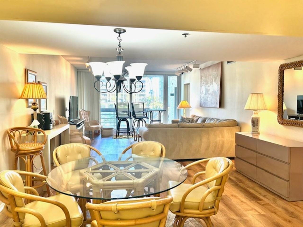 1095 Gulf Of Mexico Dr #104 - Photo 7 of 37