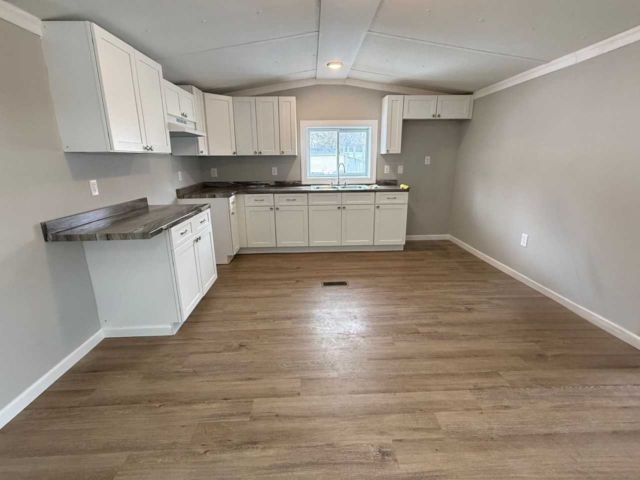 Brookside MHP - Photo 7 of 17