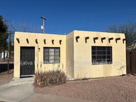 featured image of 3001 E La Madera Dr