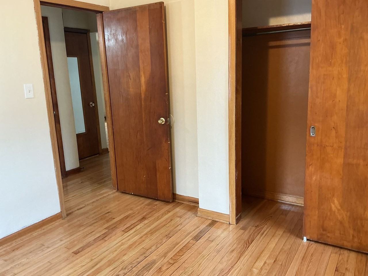 4642 N 45th St - Photo 7 of 16