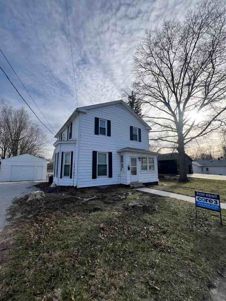 809 Kern St - Photo 2 of 14