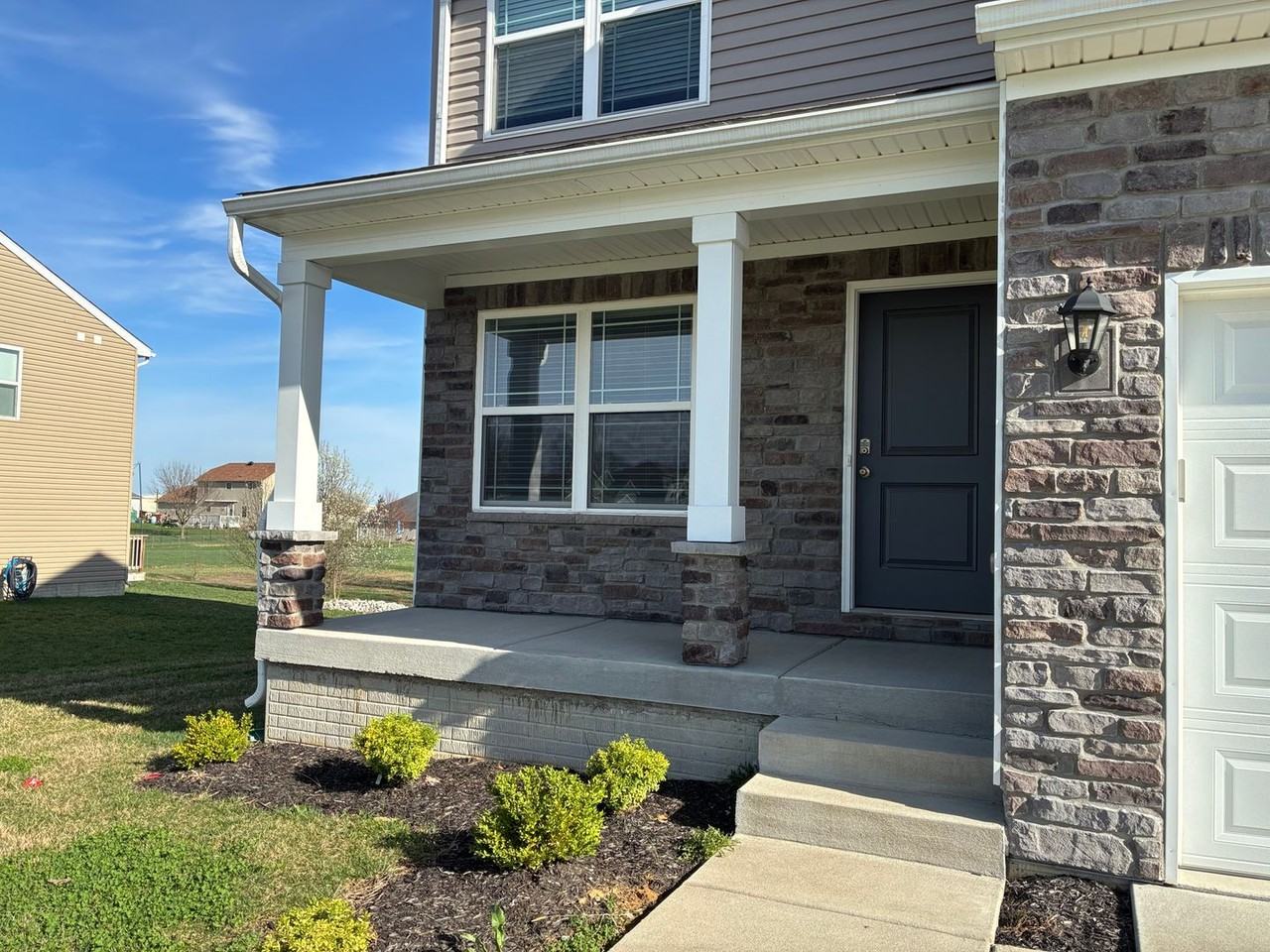 404 Tristan Ln - Photo 3 of 50