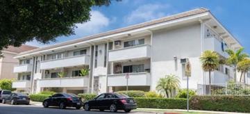 featured image of 1339 Barry Ave