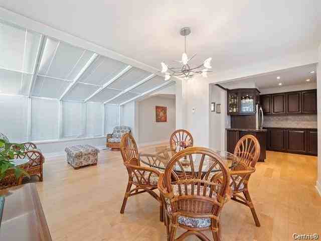 7609 Rue Ravary #7609 - Photo 4 of 12