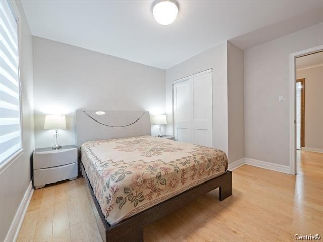 7609 Rue Ravary #7609 - Photo 7 of 12