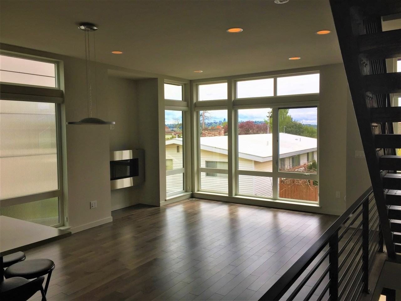 6417 26th Ave Nw - Photo 4 of 22