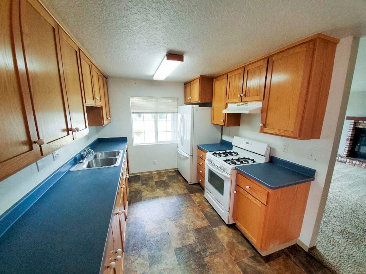 5381 Noe Ave - Photo 3 of 23