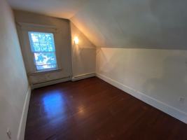 featured image of 180 Edwards St