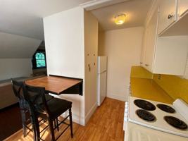 featured image of 180 Edwards St