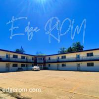 featured image of 104 S Linn Ave