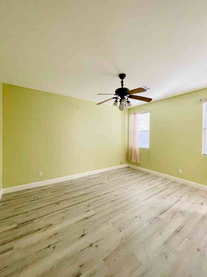 3143 Diamond Crest Ln - Photo 7 of 12